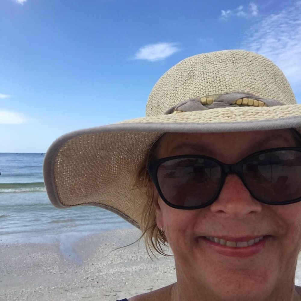 Meet your Posher, Carol